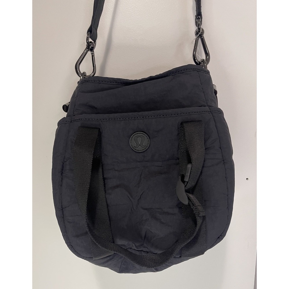 lululemon athletica Dash All Day Bucket Bag Black